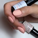 deja-vu-teddy-bear-matte-hand