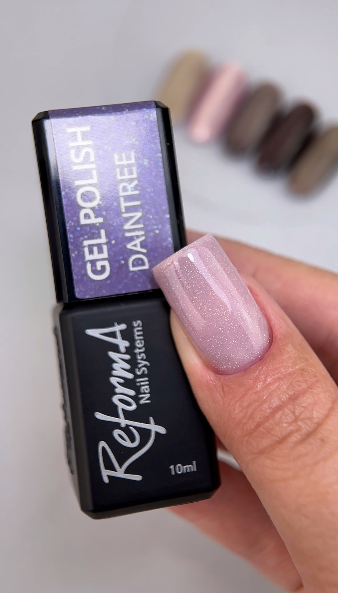 reforma_trajni_lak_daintree_thumb reforma trajni lak daintree thumb