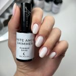 arty_nails_white_angel_shimmer_hand_1